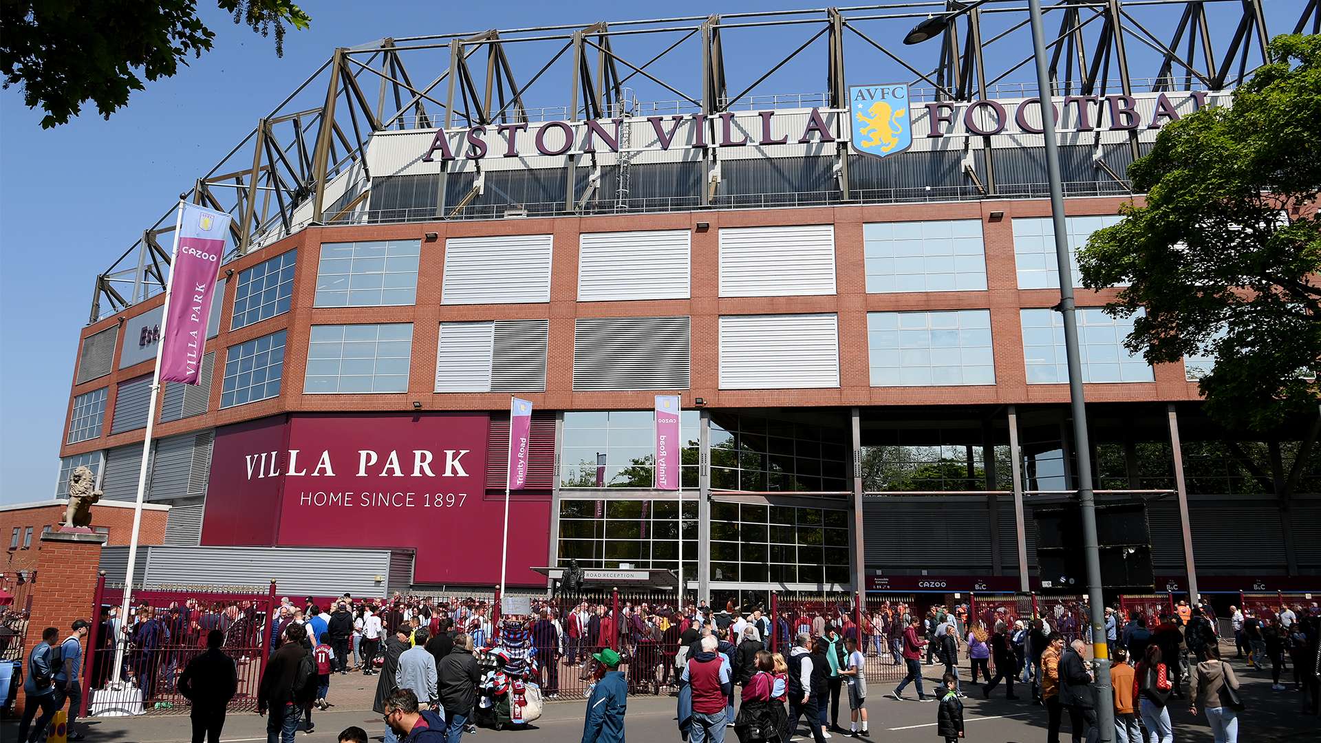 并将球传给 并将球传给