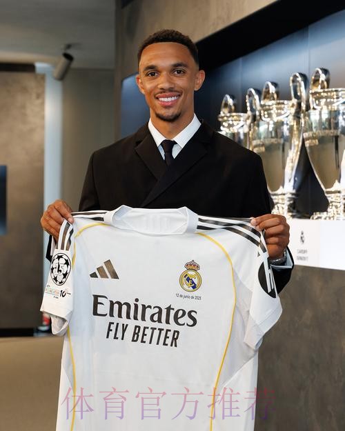 西媒:皇马或1月敲定阿诺德 红军不想放弃但被拒 西媒:皇马或1月敲定阿诺德 红军不想放弃但被拒